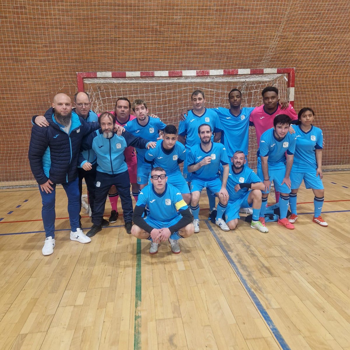 👋 ¡Buenos días, ACADEMIA! 💚

👀 Os vamos a ir dejando por aquí el resto de resultados de este pasado fin de semana:

👉 Cadete "C" 0-7 Ciudad de Móstoles "B"

👉 Feddi 2008_7 7-4 Inter Diversidad.
⚽️ Reyes, Anour, Óscar y Santi.

#LaAcademiaDelMásLaureado💚💙