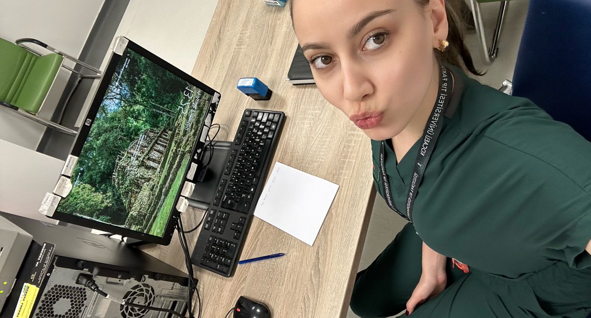 hak2barbie's tweet photo. intörn olarak ilk günüm 🥰🥰🥰 https://t.co/66ydd2h8Sp