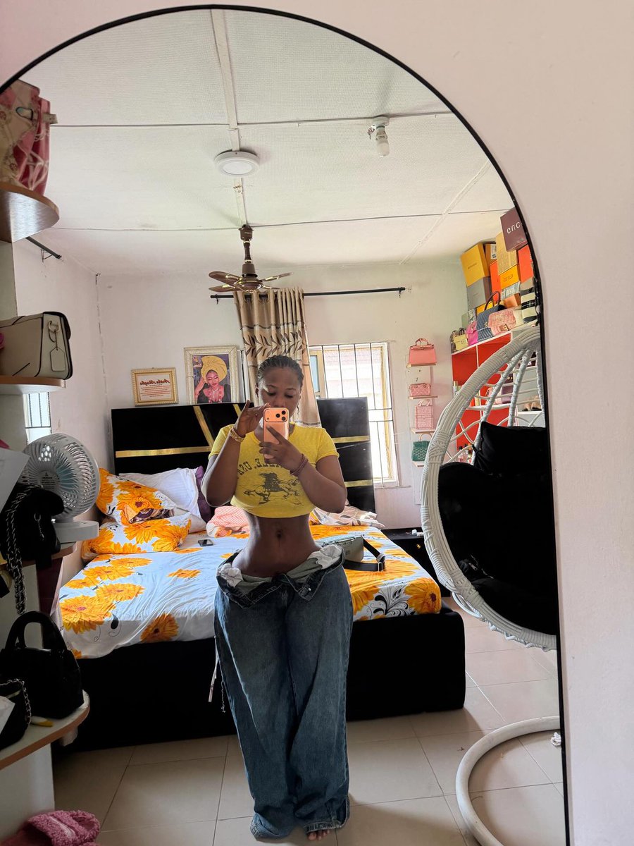 oluwatomisin47's tweet image. Can u people please allow my comment section to rest 

With ur hate comments 

Please 🙏