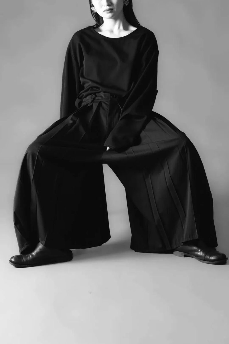 BISHOOL] Wool Gabardine Wide Pleats 袴 Pants 前後に施した太幅の