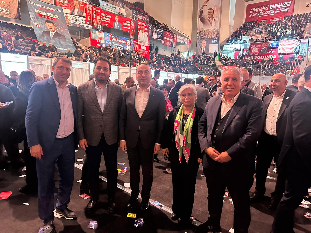 CHP 39. Olağan Kurultayına Katılım Sağladık

Cumhuriyet Halk Partimizin 39. Olağan Kurultayı’na katılım sağlayarak demokrasi şöleninin bir parçası olmaktan büyük gurur duyduk.

Yeniden Genel Başkanlığa seçilen Özgür Özel’i tebrik ediyor, yeni dönemde partimize ve ülkemize hayırlı
