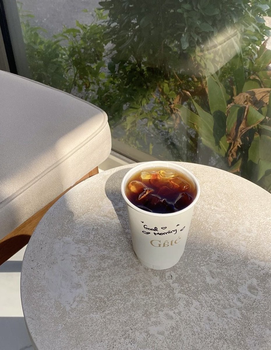 #مســـاء_الخيـــّـــر .
.

إن زان حظك إلزم السر والصمت
وإن شان لا تجعل عدوك . . يشوفه🦋