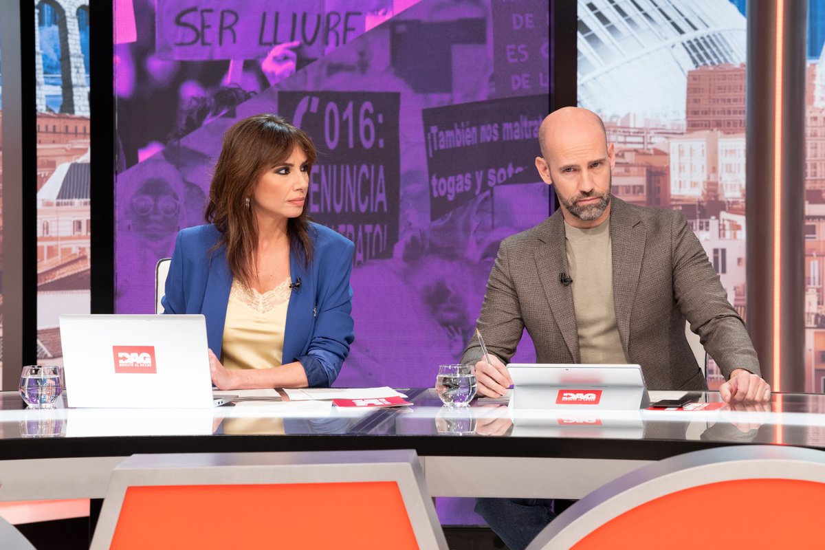 A las 15:55h en #DirectoAlGrano1D: 

❌Falso representante de futbolistas detenido por abusar de menores
🐷La amenaza de la peste porcina
📚Romina Power presenta sus memorias
💥Isabel Gemio te da la palabra en su sección

🎯Te esperamos en La 1🎯