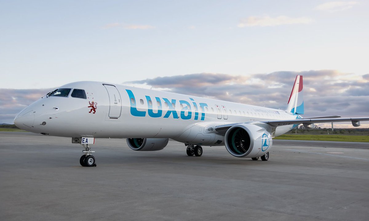 Op de luchthaven van Luxemburg is zaterdag (29 november) de eerste nieuwe Embraer E-Jet van Luxair geland. De E195-E2 met 136 passagiersstoelen is de eerste van zes die de nationale maatschappij van het Groothertogdom heeft besteld. tinyurl.com/2p9pjpsy