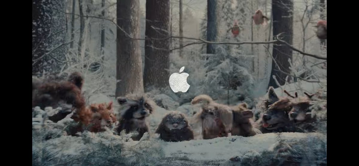 El comercial navideño de <a href="/Apple/">Apple</a> "A Critter Carol". Nueve marionetas creadas a mano, animadas con hilos, soportes y mecanismos invisibles sin el uso de herramientas de IA. Todo grabado con un iPhone 17 Pro.

youtu.be/-avONMmQtlI?si…
