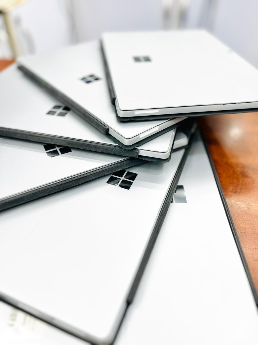 SmartLaptopLtd's tweet photo. Microsoft Surface Pro 5, Intel Core i5-7th Gen, 8gb Ram , 256gb ssd With a Detachable Backlit Keyboard TouchScreen , Windows 11, 3K Resolution, USB port , Mini Display port, Wi-Fi, Webcam, 5hrs Battery, SimCard Slot , One Year Warranty at 1,100,000 Ugx Please WhatsApp 0700293799 https://t.co/toMJTaPG0L