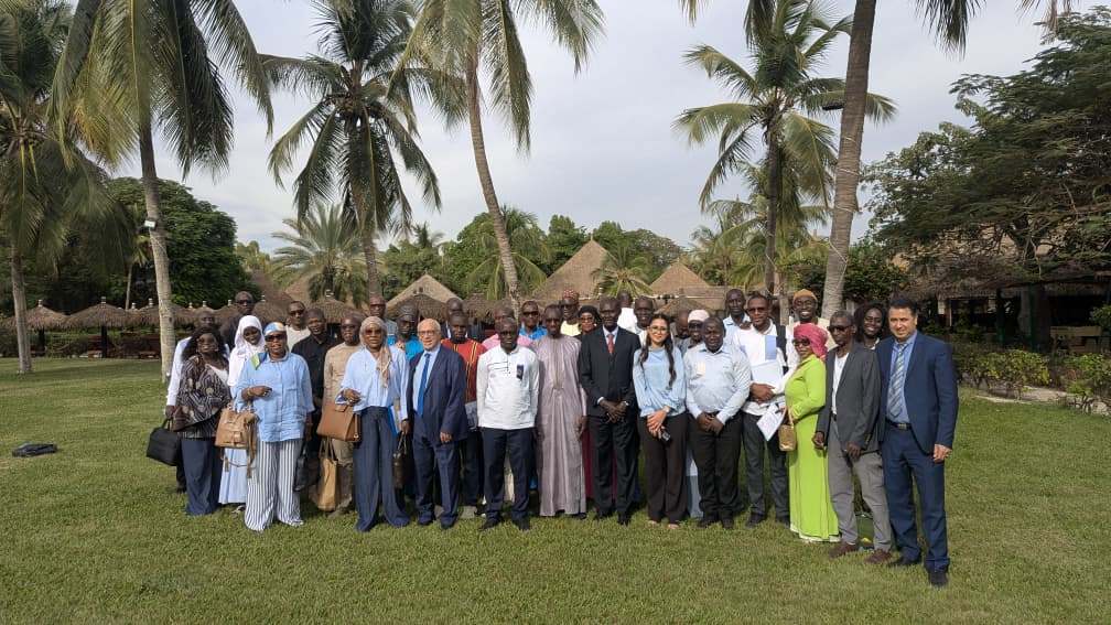 IDEACONSULTInt's tweet image. Atelier technique de formation et de sensibilisation des journalistes « économiques » sur le rôle de la CRSE dans le secteur de l’énergie
Saly - Sénégal | Novembre 2025

#IDEACONSULTInternational#SACI #CRSE #MCASénégal #COJES #MCC #Tunisie #Sénégal #GroupeSTUDI