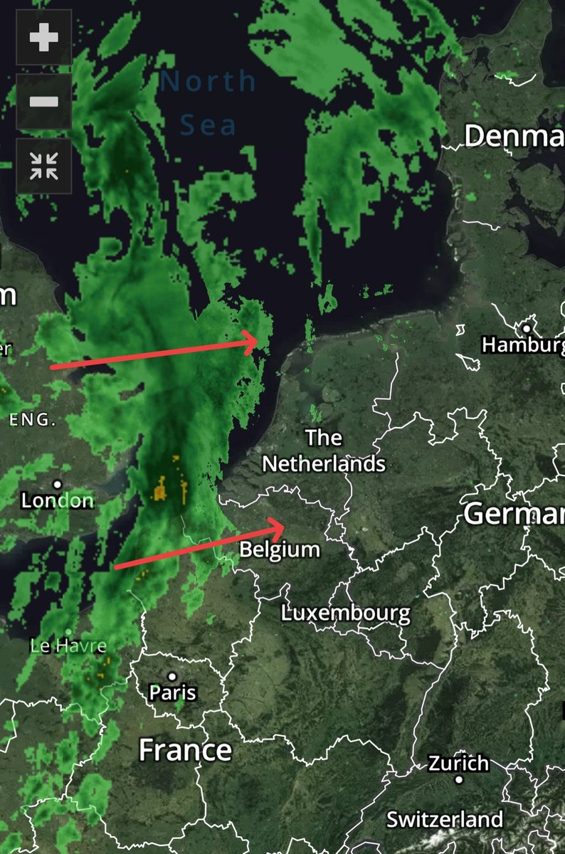 Art_of_thunders's tweet image. ☔ Op veel plekken is het nog droog maar de bewolking neemt vanuit het westen toe. Een gebied met regen trekt dan over ons land heen. Check het op art-of-thunders.nl/neerslagradar/

#regen 
#maandag