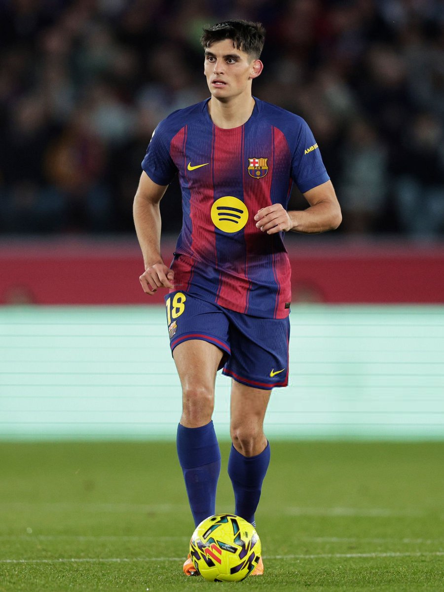 🚨 SPORT | فليك سعيد بأداء مارتن في قلب الدفاع، وغير مستبعد أن يلعب غدًا أمام أتلتيكو في هذا المركز.