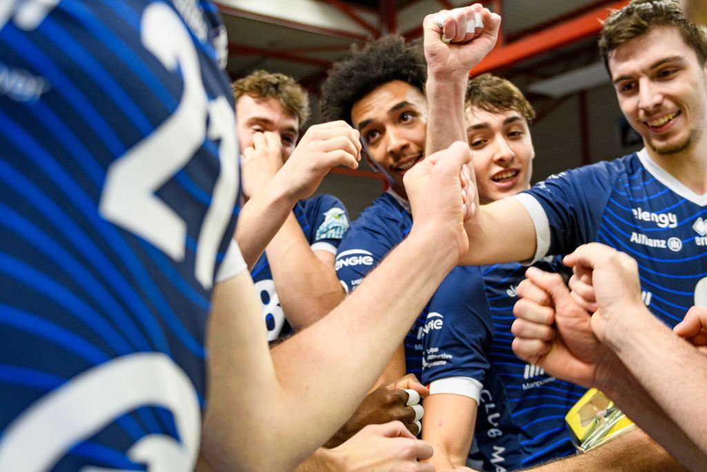 𝑳'𝑼𝑵𝑰𝑶𝑵 👊

Hâte de vous retrouver demain pour aller chercher la victoire face à <a href="/Team_NVB/">Nice Volley Ball</a>, 𝗲𝗻𝘀𝗲𝗺𝗯𝗹𝗲 ! 🔥

𝗧𝗼𝘂𝘀 𝗮̀ 𝗖𝗼𝘂𝗯𝗲𝗿𝘁𝗶𝗻 ! 💙

🎟️ billetweb.fr/pro/snvba