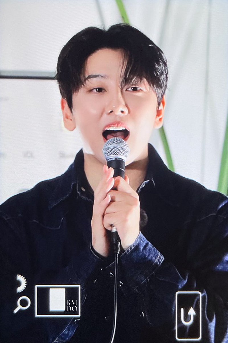 kidmonster1015's tweet photo. 251129 내게ROH와 Hidden Live

#노태현 #ROHTAEHYUN
#히든 #HIDDEN https://t.co/maqr4dwFWD