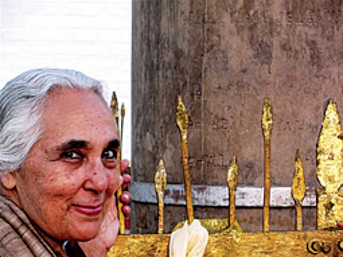 KanakManiDixit's tweet photo. Wishing Romila Thapar the very best on her 94th! As reported in my 2010 article 'Lumbini with Romila Didi' she said use of 'Emperor Piyadassi himself...' on the Lumbini inscription was Ashok speaking to us across the centuries. She was wonder-struck.
https://t.co/eJMcR1ukqC https://t.co/5qmpySjBrU