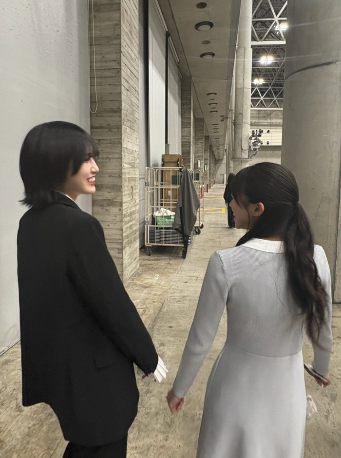 なんか友達の結婚式に来てるカップルに見えた笑同い年のおふたりさん