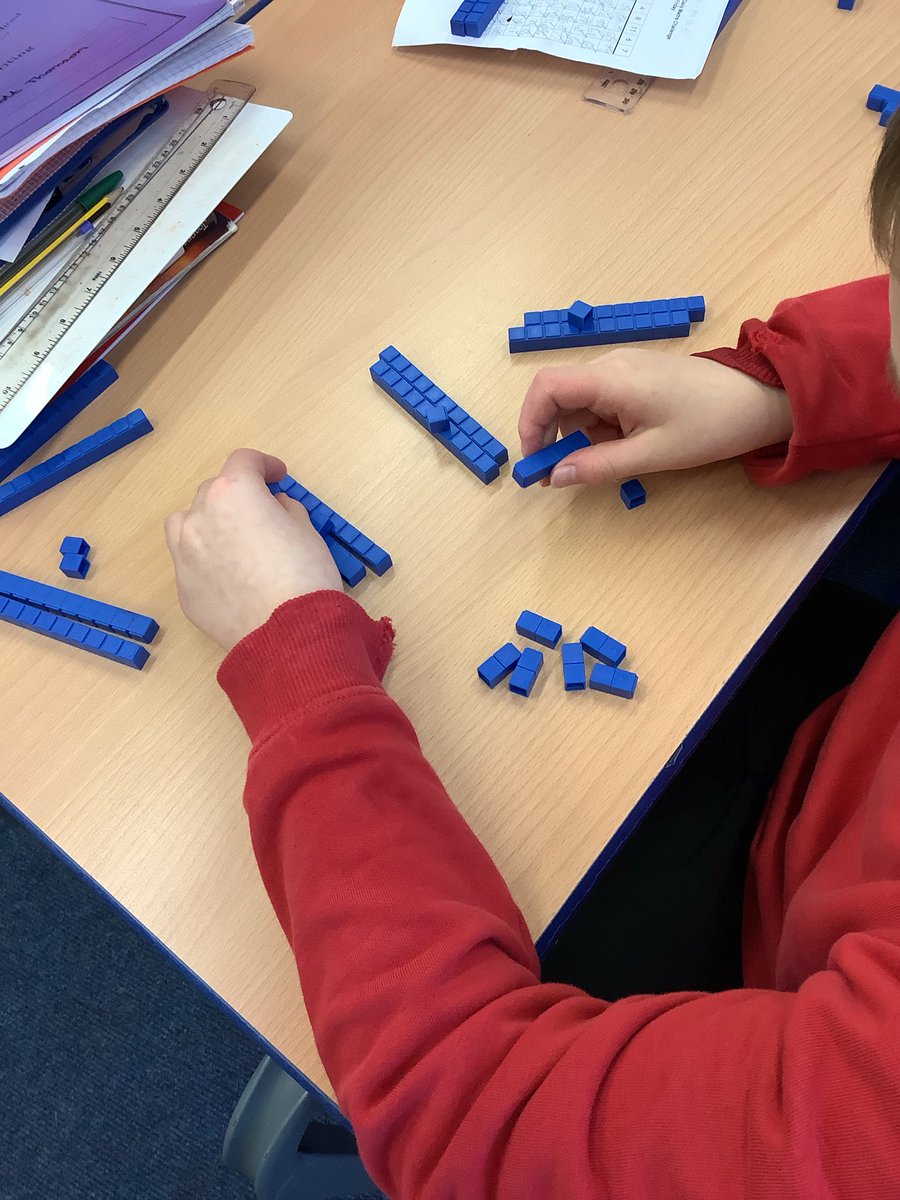 MrsCrozierFalla's tweet photo. Year 5 are beginning to learn about division @FallaParkSchool @Miss_Carr_Falla @MissDoyle_Falla https://t.co/Uhj8Psfyf2