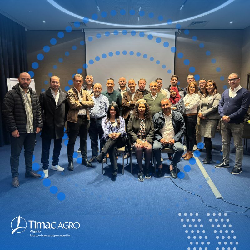 FBrahimi's tweet photo. Très heureuse d’avoir animé l’Expert Meeting Session aux côtés des équipes @TimacAgro  #Algérie.
 Une organisation qui place l’humain, la confiance et le développement du leadership au cœur de sa dynamique.

 Merci pour cette qualité d’écoute, cette curiosité et ces moments d’intelligence collective. ✨ 

Une intervention qui confirme à quel point les enjeux de communication, de confiance en soi et de leadership évolutif sont devenus essentiels, en France comme en Afrique du Nord.

Merci aux équipes de TIMAC AGRO Algérie et de Moon® Inc. pour l'organisation et la confiance. 🙏

#DZ #Algeria #Leadership #Conference #IntelligenceEmotionnelle
