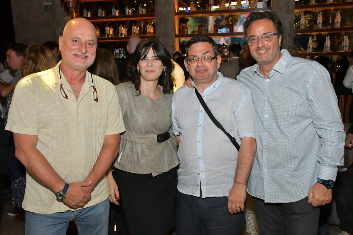 Celebramos un año de trabajo en defensa de la abogacía unida. Recargamos impulso para un 2026 donde se hablará mucho de las acciones y propuestas que tendremos con <a href="/garciaalej/">Alejandra Garcia</a> <a href="/nachobiglieri/">Alberto Biglieri</a> y <a href="/MEISMARCELO/">MARCELO  MEIS</a> para la abogacía. Siempre en la senda del cambio que propuso <a href="/rgillavedra/">Ricardo Gil Lavedra</a>