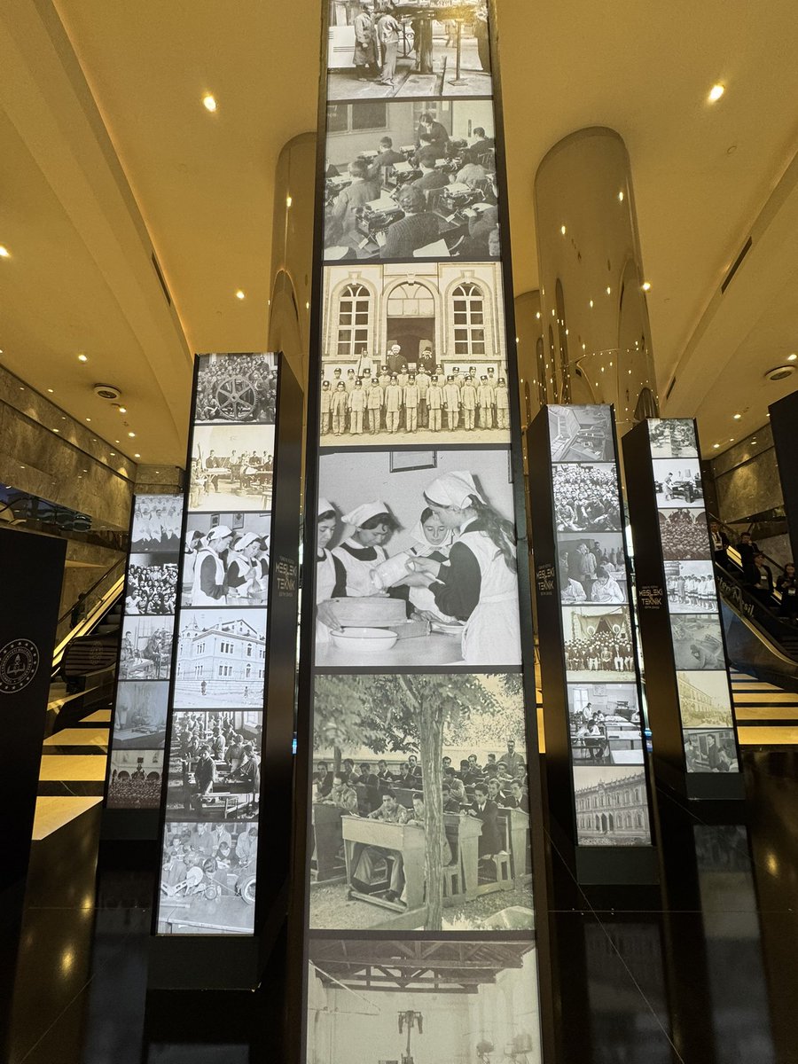 azeynepb's tweet image. Milli Eğitim Bakanlığı’nın düzenlediği ve üç gün sürecek “Türkiye Yüzyılı Mesleki ve Teknik Eğitim Zirvesi” bugün İstanbul’da başladı.