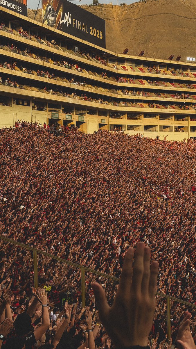 yagodavila's tweet image. Só vale wallpaper de Lima 2025. 
Eu começo: