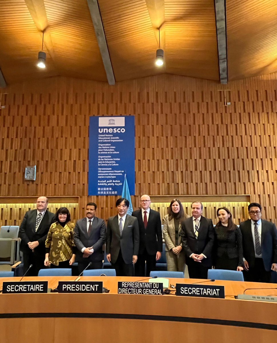 Latvia is proud to be elected as one of six vice-chairs of <a href="/UNESCO/">UNESCO 🏛️ #Education #Sciences #Culture 🇺🇳</a>’s Intergovernmental Council of the International Programme for the Development of Communication (IPDC) for 2025–2027. With 🇱🇻 expert Rita Ruduša, we will stand strong for free, independent and pluralistic media 🗣️