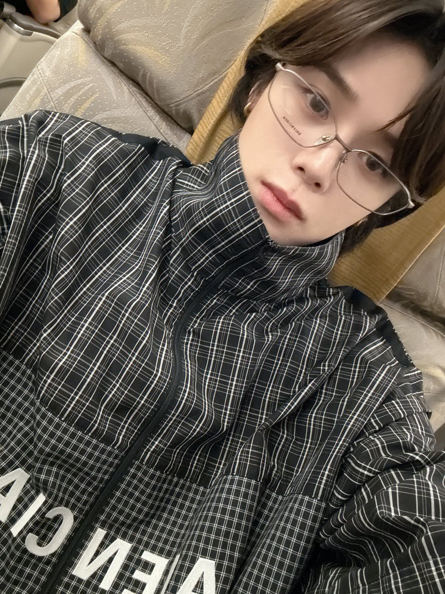 eitherwiay's tweet image. #LINKED_FIZI 🌙

Freezing 🥶