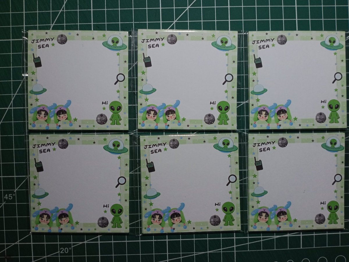 maminsg09's tweet photo. 💖รับผลิตกระดาษโน้ต💖
🌻ขนาด 7×7 cm
1 แพคมี 15 แผ่น
50 แพค 350 ฿
100 แพค 600 ฿
📦ค่าส่งเริ่มต้น 35 ลูกค้าออกแบบไฟล์มาเองได้เลยนะคะ สามารถคละลายได้ค่ะ 1 แพคต่อ 1 ลายค่า
#รับทําของแจก #memopad #กระดาษโน้ต #รับทําgiveaway https://t.co/PzYIOvtunZ
