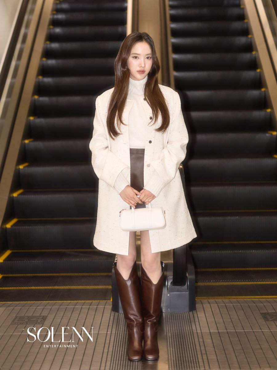 Solenn_Ent's tweet image. 🤍💫

SAROCHA JOIN LONGCHAMP SS26
#LongChampSS26xFreen

#solennEntertainment
#srchafreen