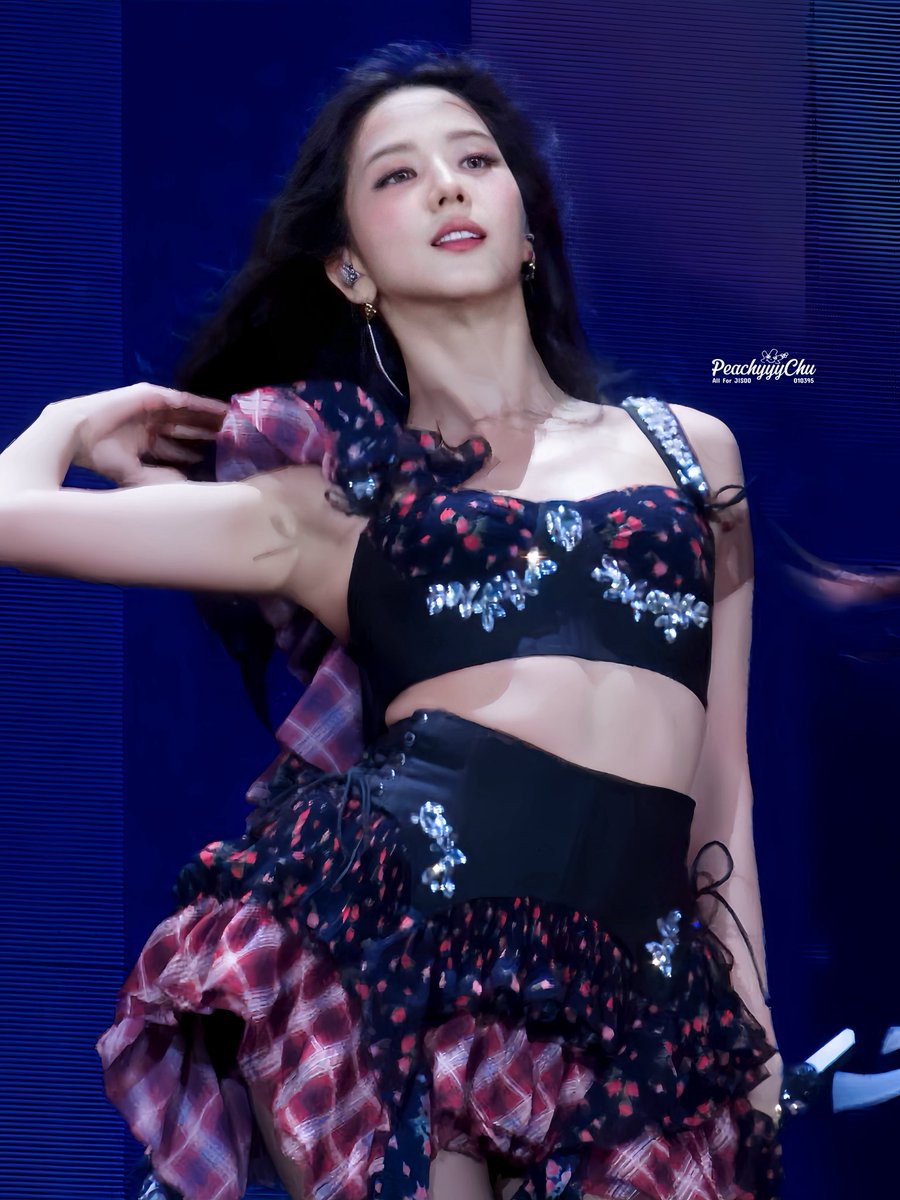 peachyyy_chu's tweet image. 251128 Singapore Day1
JISOO

Hugs and Kisses😘💋
@officialBLISSOO
#JISOO #지수 #BLACKPINK
#BLACKPINK_DEADLINE_IN_SINGAPORE #blackpinkjisoo #kimjisoo
#DEADLINE_IN_SINGAPOREDay1