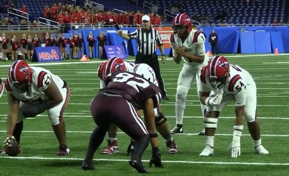 FromTheSeidline's tweet image. During the MHSAA 🏈 playoffs, private schools made up 8.3% of the field but won 5 of 8 state 🏆 (62.5%) and 41 of 56 games vs. public schools (.732). It's time for the MHSAA to wake up &amp;amp; address the inherent advantage that leads to this disproportionate success.
#ClubVsCommunity