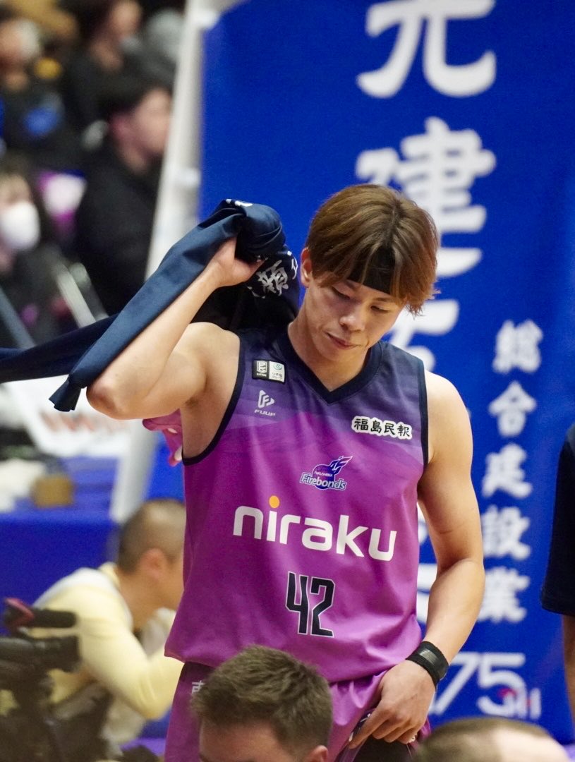 益子拓己選手　ユニフォームセット 益子拓己選手 ユニフォームセット 直筆サイン入り】川崎ブレイブ