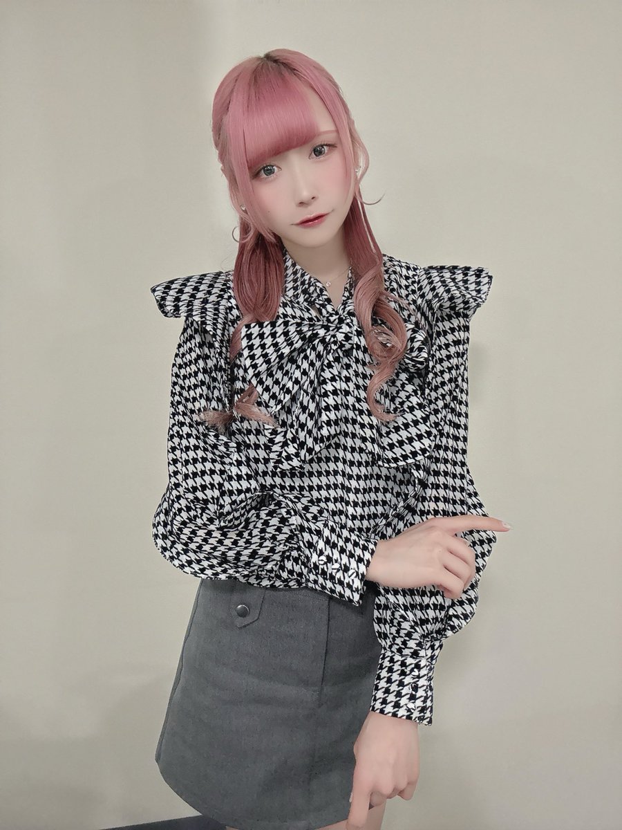 ポはょー 通販チェキをチェケってたら朝日が昇りました🌅 いい夢見るね