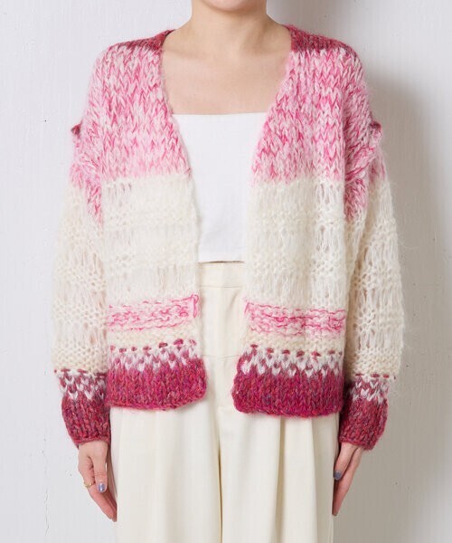 korecow's tweet photo. さとふるのCMで麻生久美子さんが着用されているカーディガンは、こちらの商品ではないでしょうか。 https://t.co/pnDufhM1yx #麻生久美子 #さとふる #TICCA #korecow #コレカウ https://t.co/El3RGyfYE8