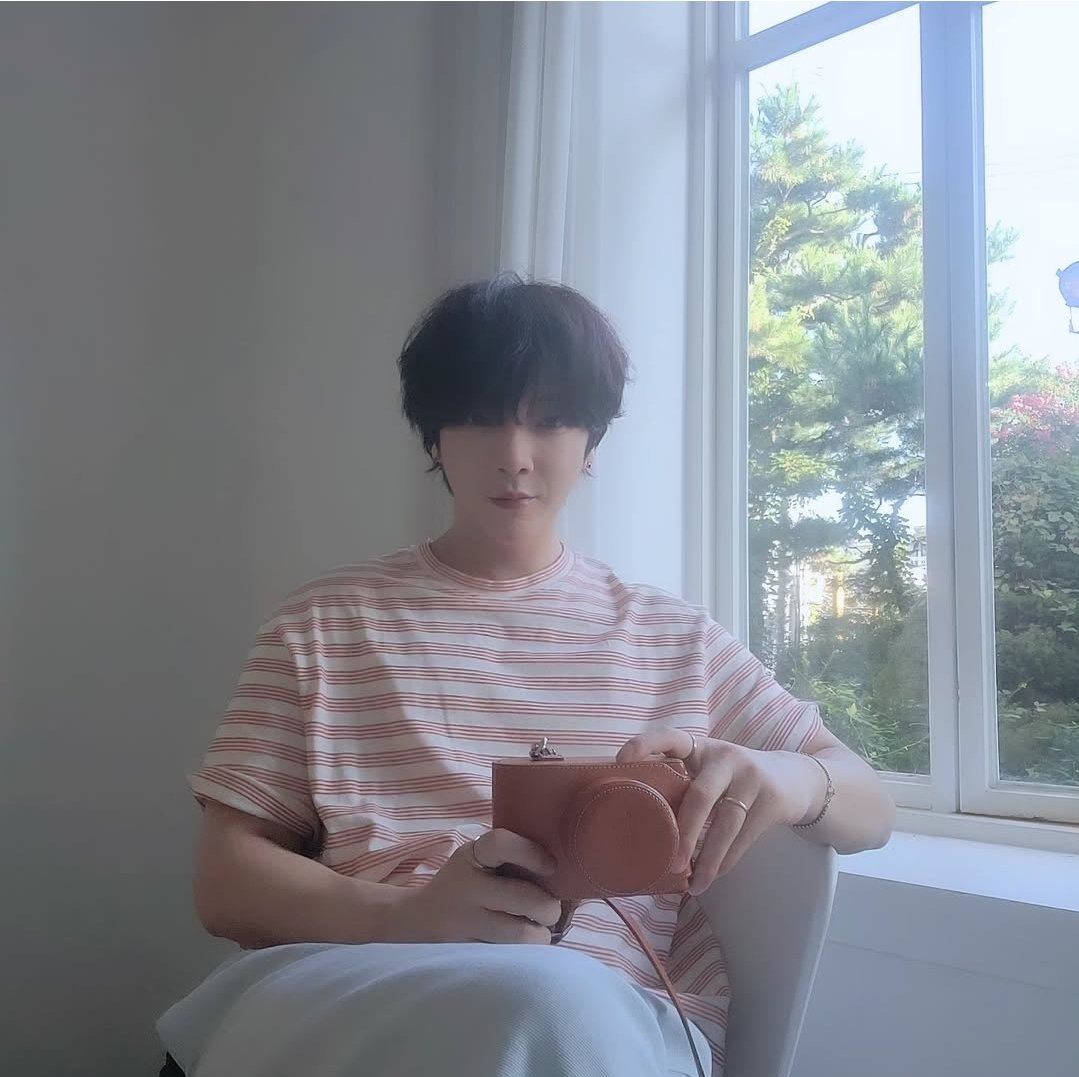 UpdateKBoys's tweet photo. Feliz aniversário para o Yoonhak (Supernova), que hoje completa 41 anos! 🎉

#HAPPYYOONHAKDAY
#YOONHAK #윤학 https://t.co/DemwQt7iuZ
