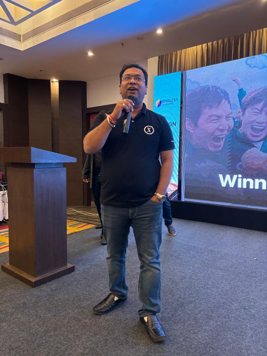 SharpEconomy's tweet image. .@lalitbansal81 is on stage delivering the Sharp Economy vision, and the energy is unreal!

You can feel the future of Web3 being shaped in real time. 💎

#TON #CSharpCorner $SHARP #SharpEconomy #SHARP #Hackathon #Innovation #Web3