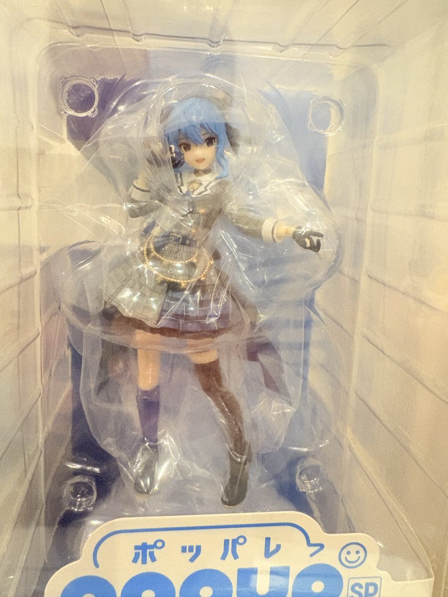 はじめちゃん(@Re_hajimechan )で、初めてのすいちゃんをフィギュアを