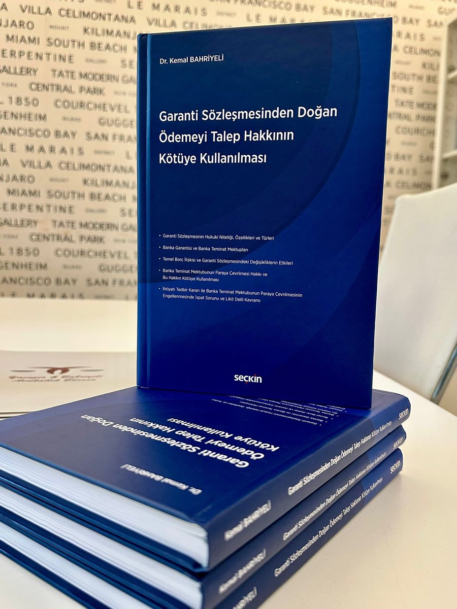 HalitYavuzer's tweet photo. Canım kardeşim, yol arkadaşım @KemalBahriyeli nin “Garanti Sözleşmesinden Doğan Ödemeyi Talep Hakkının Kötüye Kullanılması” isimli kitabı raflardaki yerini aldı.
Başından sonuna her aşamasındaki emeğe bizzat tanık olduğum bu harika eserden tüm meslektaşlarımın istifade etmesi temennisiyle…
Hayırlı olsun.