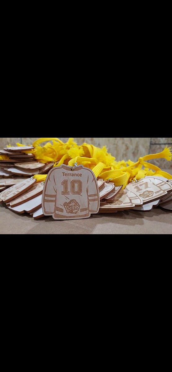 seeed77's tweet photo. Anyone need custom #Christmas ornaments.  Inquire here https://t.co/msVkDQL9yt