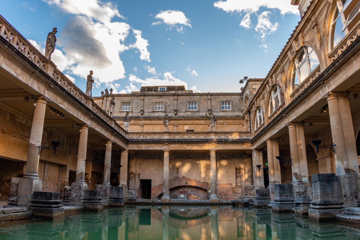 RomanBathsBath's tweet photo. Begin your week surrounded by ancient beauty. From Roman pavements to centuries-old stone, every corner of the Baths offers a moment to pause and breathe in the history around you 🕊️✨
#RomanBaths #HistoricBath #AncientHistory #BathUK #HistoryLovers https://t.co/rYyAqk0ySh