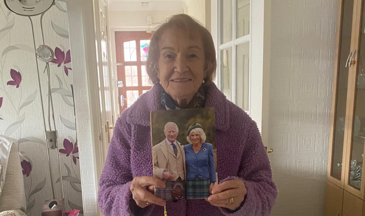 “We should always look out for others…that’s what my 100 years has taught me.”

One of our amazing supporters, Nora, marked her 100th birthday in a very special way: 
caritassalford.org.uk/nora/

Thank you and happy birthday from all of us at Caritas, Nora!