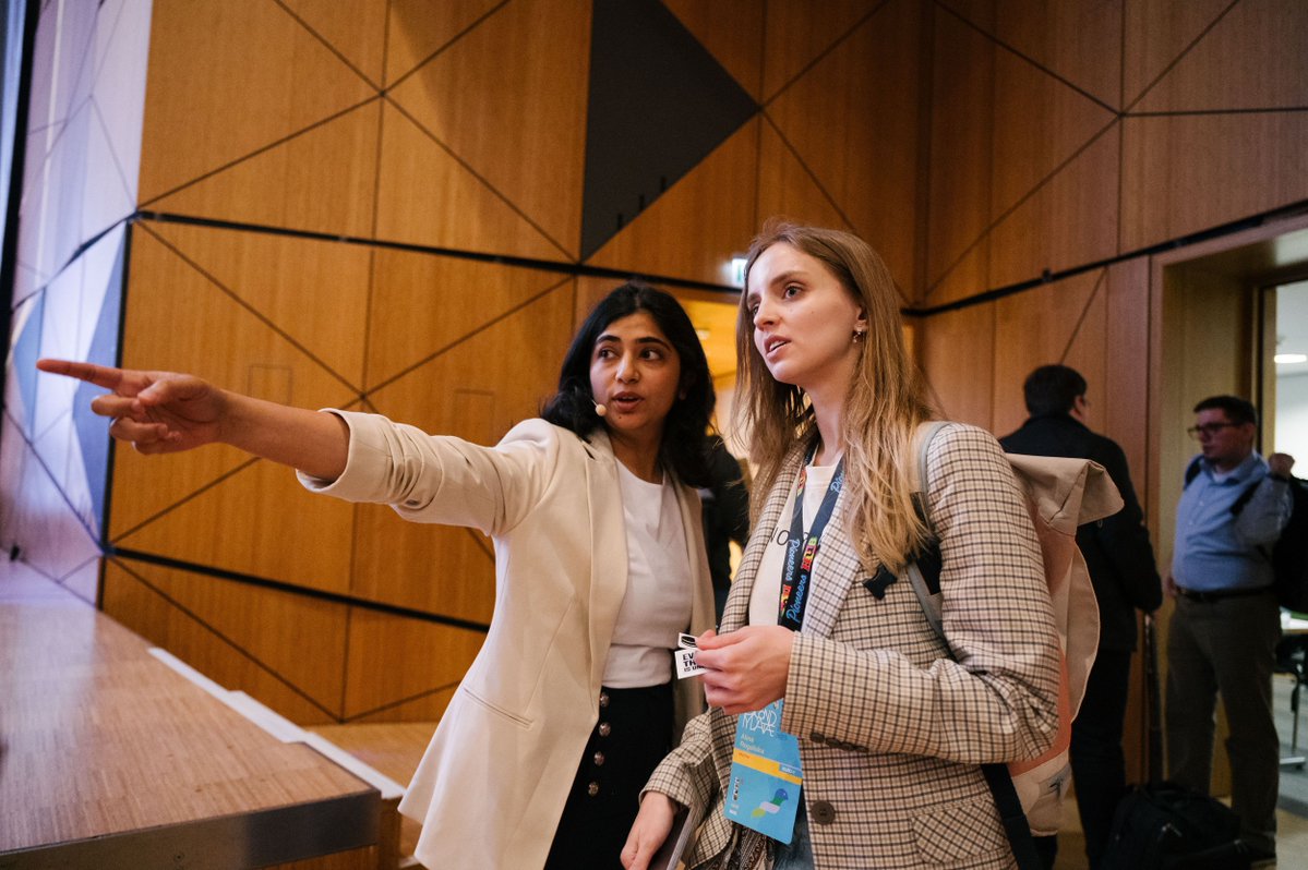 PyConDE's tweet image. Who will you meet at PyCon DE &amp;amp; PyData 2026? 🤝
This year: 25 % data scientists, 22 % software engineers, 10 % data engineers.
~45 % intermediate &amp;amp; ~40 % advanced professionals.
Join us in Darmstadt 14–16 Apr + Masterclasses on 17 Apr.
#PyConDE #PyData #Python #AI #Community