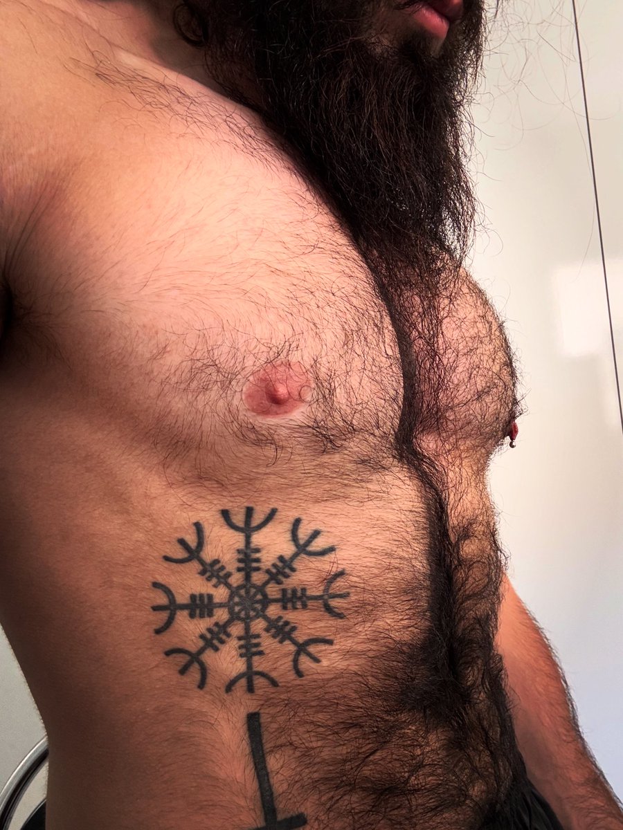 Jesusgrunge1998's tweet photo. Quem vem mamar esse peitão? 

https://t.co/pEerx2NRau
#gay #viking #bodybuilding @SoParaDivulgar @VikingWill85 @VikingMuscleXXX https://t.co/FwL4XnglVu