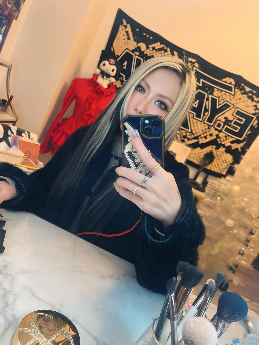 蛇様❥❥ (@and__rose_) / Posts / X