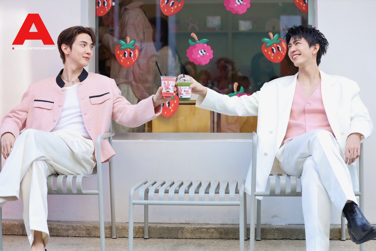 around_ent's tweet image. “แม็กกี้ รชต” และ “เซฟ ไซสวัสดิ์” ในงาน ‘BioActive+ X DONUT DISTURB: Gluta Takeover’

#maxky_rp #savesaisawat 
#BioActiveGlutaCafe #Bioactiveth