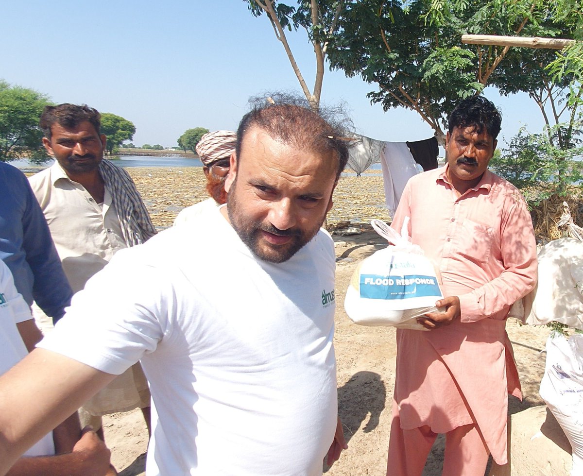 internatio67366's tweet image. As winter nears, the 2025 floods in Pakistan continue to affect lives. Many need warmth and shelter. Al Mustafa Trust is providing aid, but your help is crucial. Unite to offer hope. Contribute today. Donate today @ almustafa.uk
#SupportPakistan #FloodRelief
