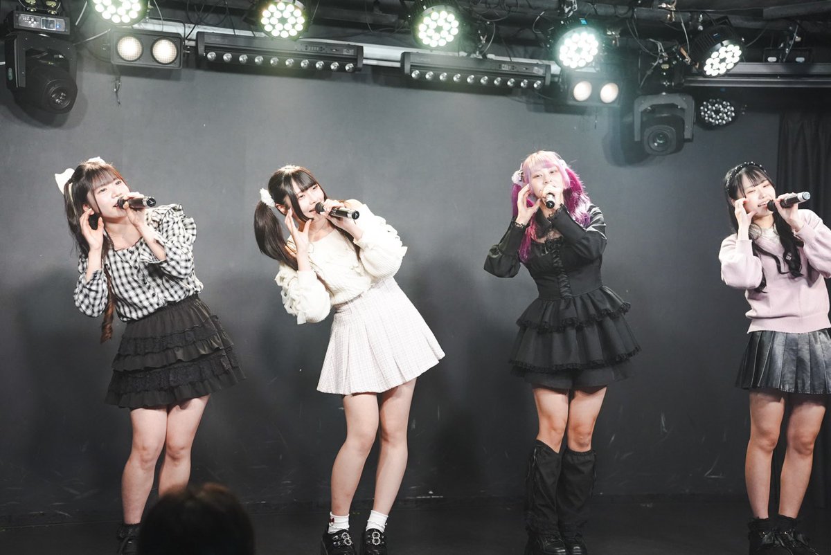 ももいろプロジェクト@momoiro_project #八雲りく💜@mogu_mogu888 #三