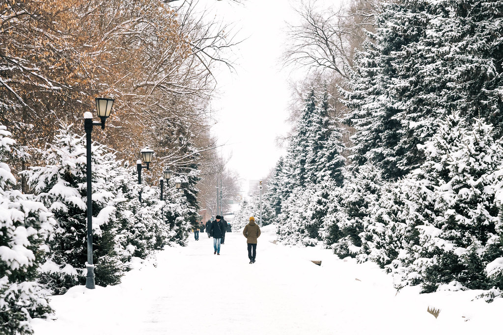 RonallChersan's tweet image. 🛫เที่ยวบินแรกของไทยแอร์เอเชียเอ็กซ์ ดอนเมือง-อัลมาตี (คาซักสถาน) ออกเดินทางแล้ว ช่วงหน้าหนาวแบบนี้หิมะโพลนๆ อุณหภูมิติดลบก็จะได้บรรยากาศอีกแบบ แต่บางวันจะหนาวโหดอยู่

คนไทยจองตั๋วแล้วบินไปเที่ยวได้เลยไม่ต้องทำวีซ่า บินตรง 6 ชั่วโมงพอ ๆกับญี่ปุ่น