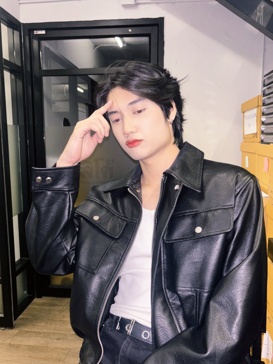 PatternStoryy's tweet image. (🔍🦥) 01.12.2025
— IG POST UPDATE : pattern_cym

🤘🏻🖤
🔗: instagram.com/p/DRuE-kBkqE6/…

#PATTERN_LE7EL #LE7EL