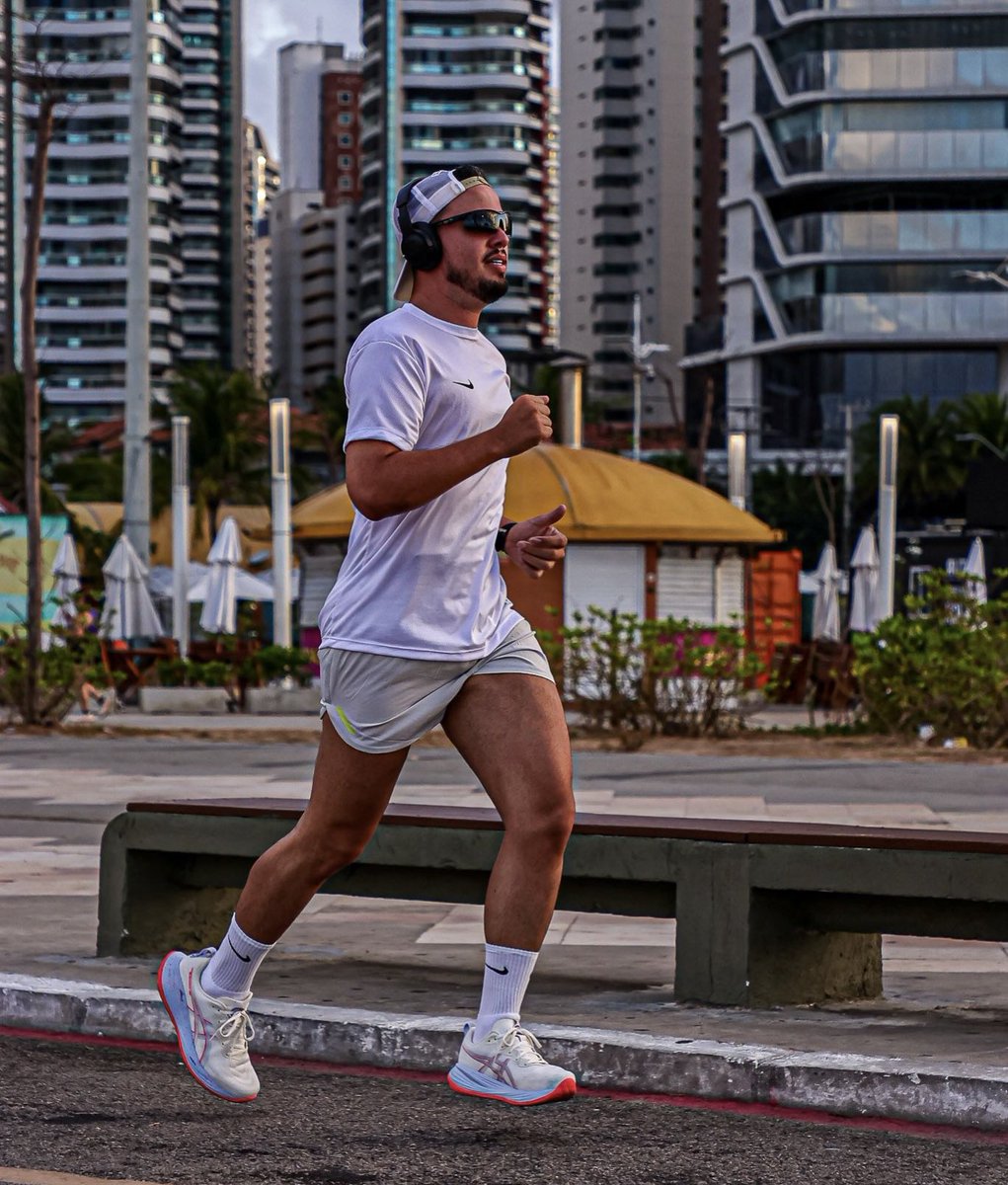 Felipe Luiz tweet media
