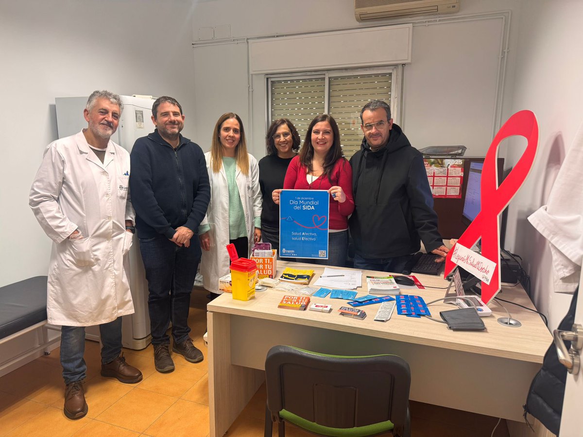 🧣 En el Día Mundial del Sida, #Leganés refuerza su compromiso con la prevención y la salud sexual. Este año instalamos 4 mesas informativas: 

-Lunes 1 de diciembre de 9 a 14.00 h. Centro de Tratamiento de Adicciones de Leganés.

-Martes 2 de diciembre de 9 a 18.00 h. Hall de la