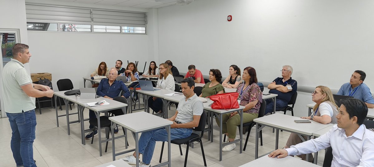 Red AlProSos tweet media