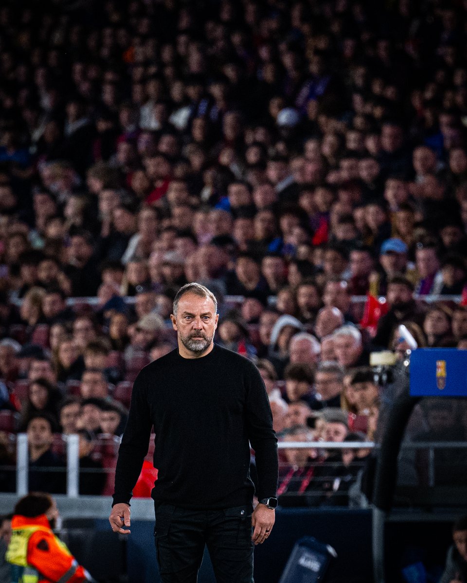 FCBarcelona_es's tweet image. ❝Jugamos contra un equipo fantástico. Somos líderes, pero todavía queda mucha temporada. Trabajamos duro para recuperar nuestro mejor nivel❞ 

🔊 𝐇𝐚𝐧𝐬𝐢 𝐅𝐥𝐢𝐜𝐤 | #BarçaAtleti